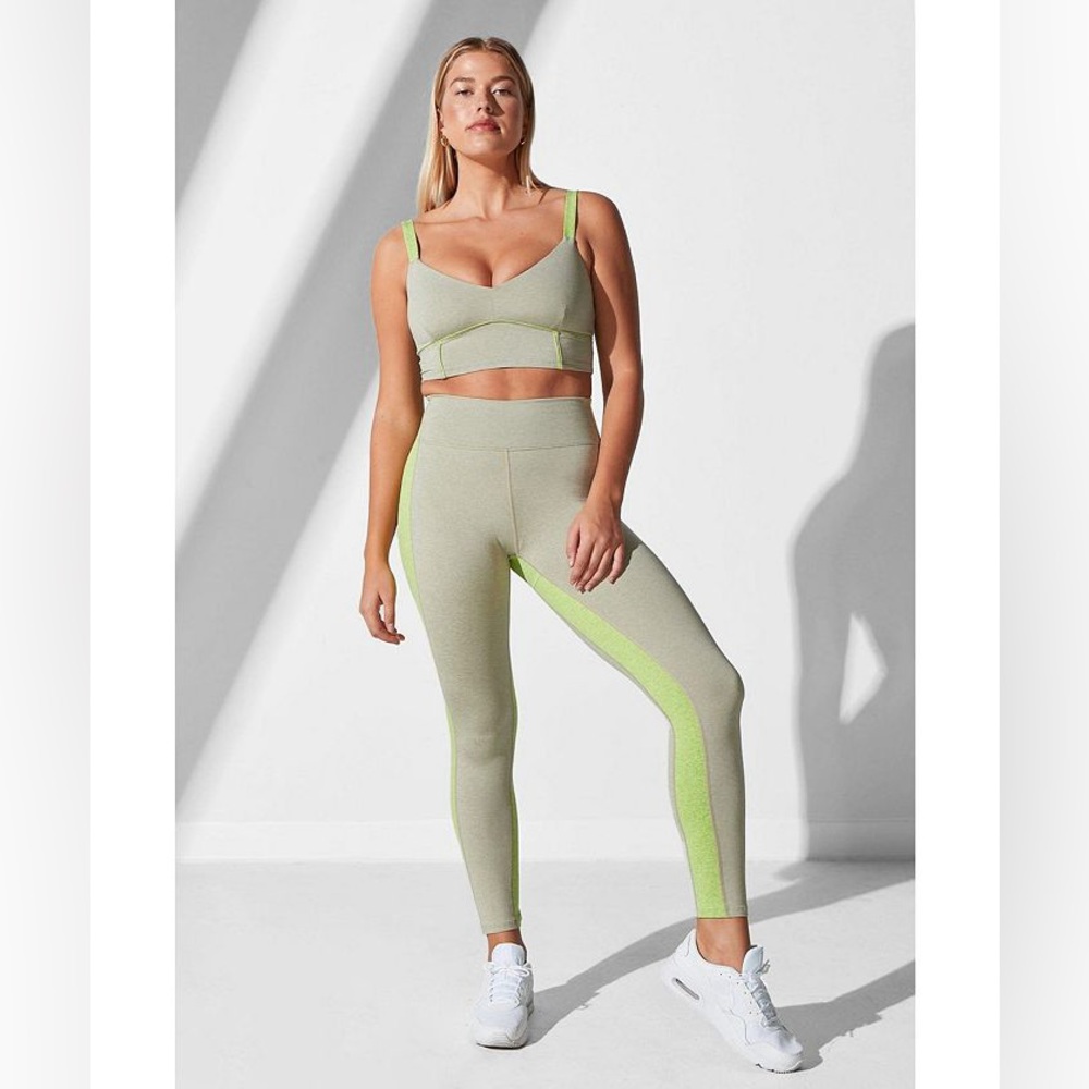 NWT Noli Yoga Tempo Bra Heather Lime Medium